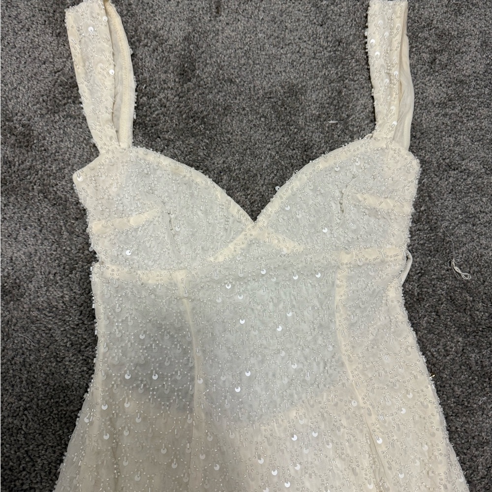 Oh Polly Cream Maxi Dress - Picture 3 of 7